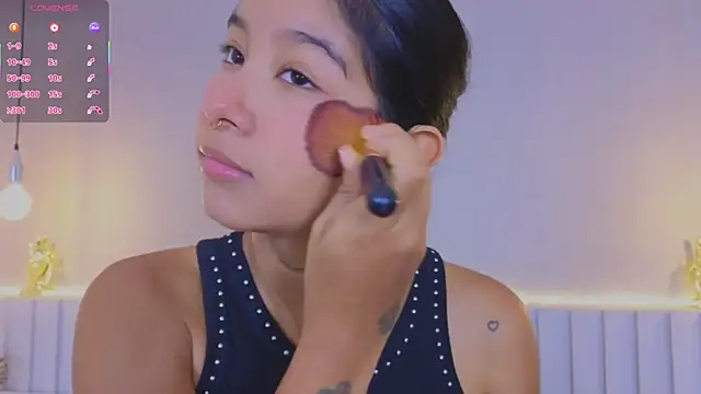 Aida moreno online show from 10.18.25