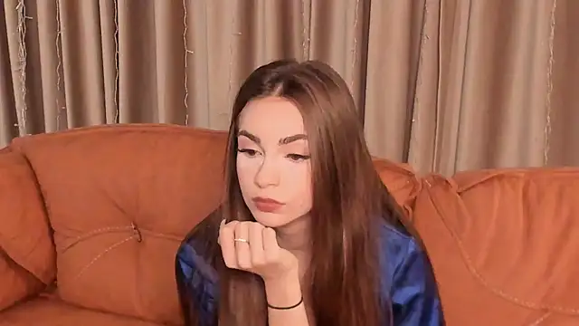 Snapshot of BeaNelson chatting on 01.25.25 BeaNelson online show from 01.25.25