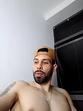 Snapshot of prince-roludo chatting on 12.15.24 prince-roludo online show from 12.15.24