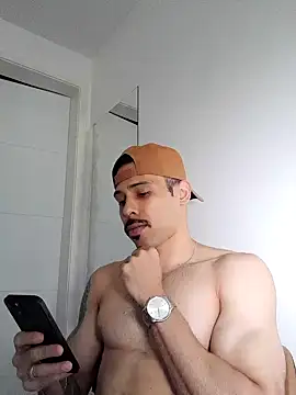 Snapshot of prince-roludo chatting on 12.30.24 prince-roludo online show from 12.30.24