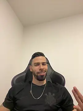 Snapshot of prince-roludo chatting on 01.20.25 prince-roludo online show from 01.20.25