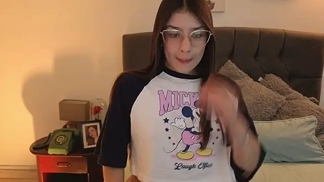 Emma Lombardi online show from 11.16.25