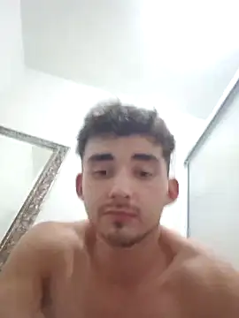 Snapshot of kevinsito1 chatting on 05.18.26 kevinsito1 online show from 05.18.26