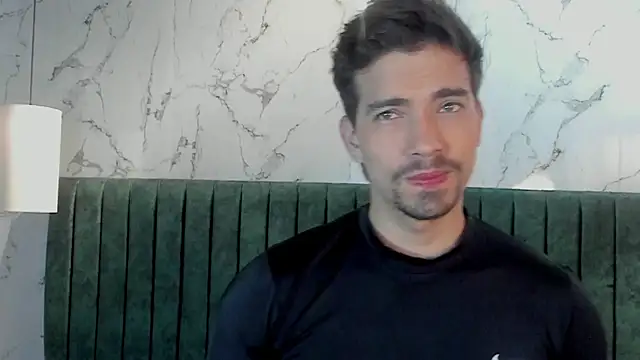 Ian Daviz online show from 02.15.25