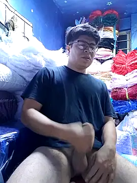 Snapshot of strokvic chatting on 10.24.25 strokvic online show from 10.24.25