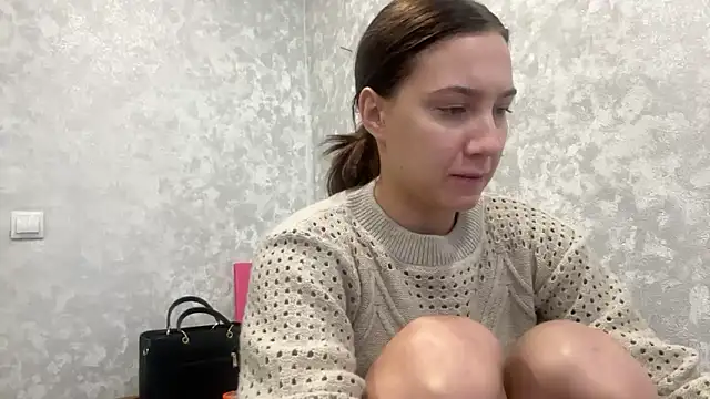 Snapshot of AnneBall chatting on 12.22.24 AnneBall online show from 12.22.24