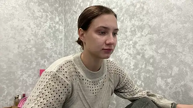 Snapshot of AnneBall chatting on 12.22.24 AnneBall online show from 12.22.24