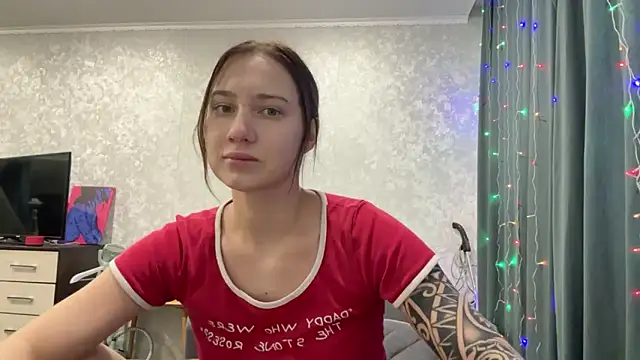 Snapshot of AnneBall chatting on 12.24.24 AnneBall online show from 12.24.24