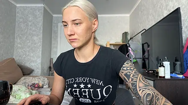 AnneBall online show from 03.07.26