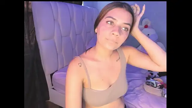 KittyKlum online show from 03.19.25