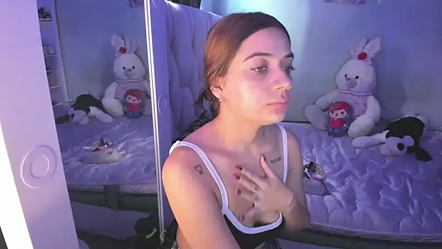 KittyKlum online show from 12.18.25