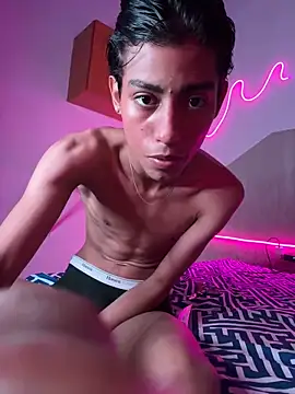 Snapshot of Mauuu18 chatting on 01.19.25 Mauuu18 online show from 01.19.25