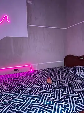 Snapshot of Mauuu18 chatting on 02.01.25 Mauuu18 online show from 02.01.25