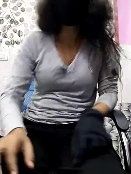 Snapshot of Kashish_18 chatting on 12.29.24 Kashish 18 online show from 12.29.24