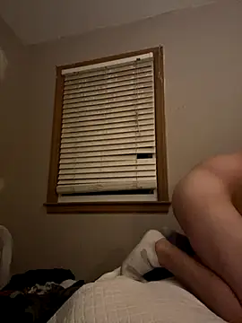 Snapshot of SmokingSloth chatting on 09.14.25 SmokingSloth online show from 09.14.25