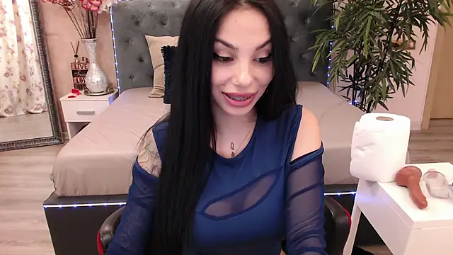 MissJuliax online show from 03.12.25