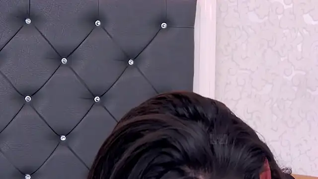 LorenneMays online show from 02.26.25