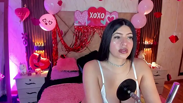 Snapshot of SummersAngel chatting on 02.12.26 SummersAngel online show from 02.12.26