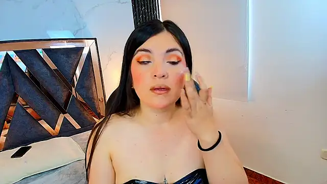 Amara vega online show from 11.15.25