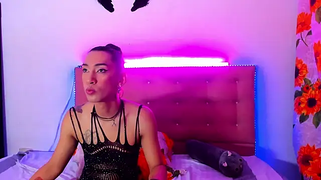 khandyzBlum online show from 02.10.25