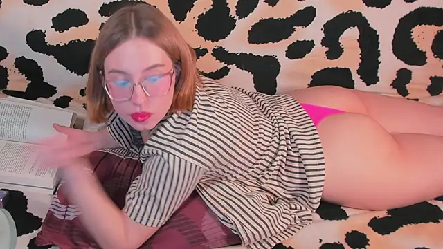 VeronikaKissuchi online show from 12.22.24