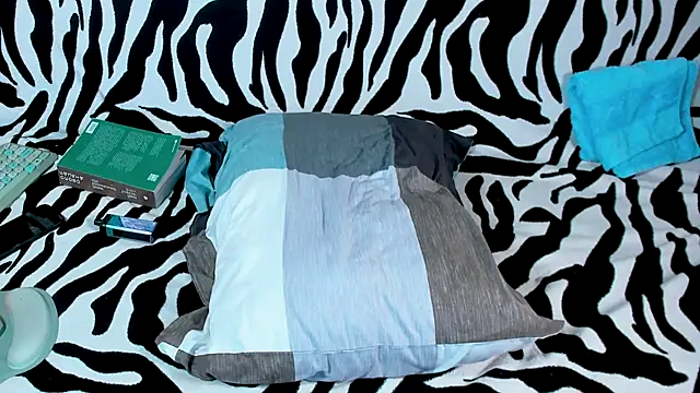 VeronikaKissuchi online show from 01.12.25