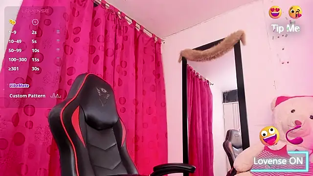 Snapshot of samy_foox chatting on 01.16.26 samy foox online show from 01.16.26