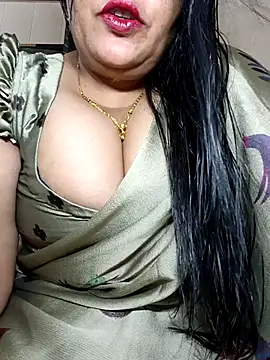 Snapshot of sneha_rose chatting on 07.15.26 sneha rose online show from 07.15.26