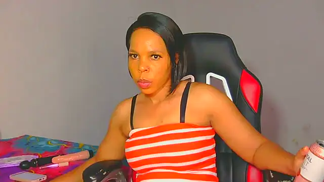 White Porshe online show from 09.24.25