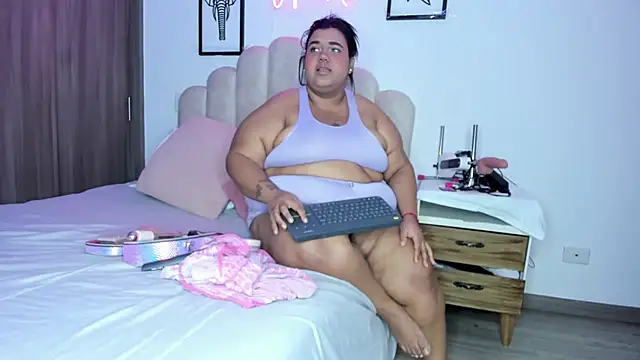 NaomiAsha online show from 03.09.26