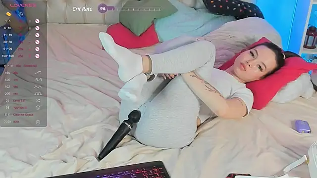 Snapshot of Kaylee_Dawn chatting on 02.11.25 Kaylee Dawn online show from 02.11.25