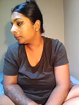 Snapshot of indianstormxo_ chatting on 02.03.25 indianstormxo online show from 02.03.25