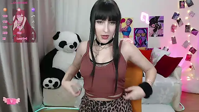 Snapshot of ElsaNeal chatting on 03.21.25 ElsaNeal online show from 03.21.25