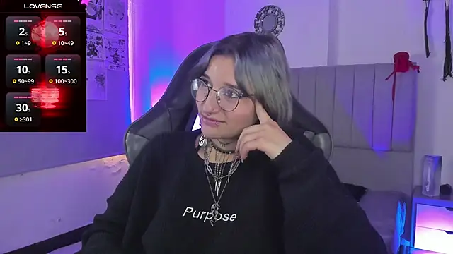 SukiFuyu  online show from 03.10.25