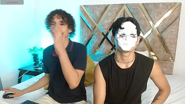 Snapshot of nickolas_moon chatting on 03.08.25 nickolas moon online show from 03.08.25