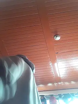 Snapshot of 2mgars chatting on 09.17.25 2mgars online show from 09.17.25