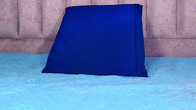 anisha x online show from 10.05.25