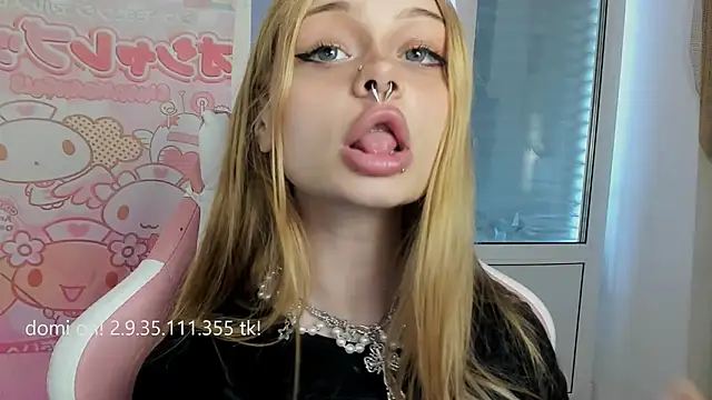 Snapshot of shy_melony chatting on 05.03.26 shy melony online show from 05.03.26