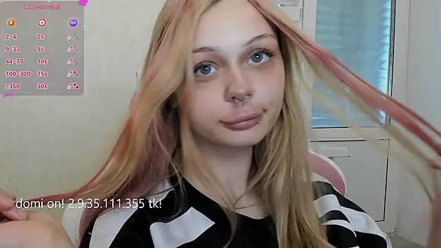 Snapshot of shy_melony chatting on 05.29.26 shy melony online show from 05.29.26
