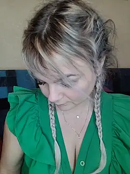 candy queeen online show from 12.02.25