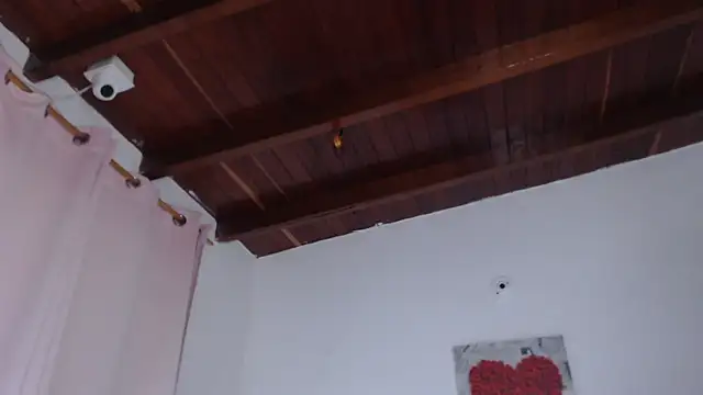 Snapshot of Amara_Red chatting on 02.11.26 Amara Red online show from 02.11.26