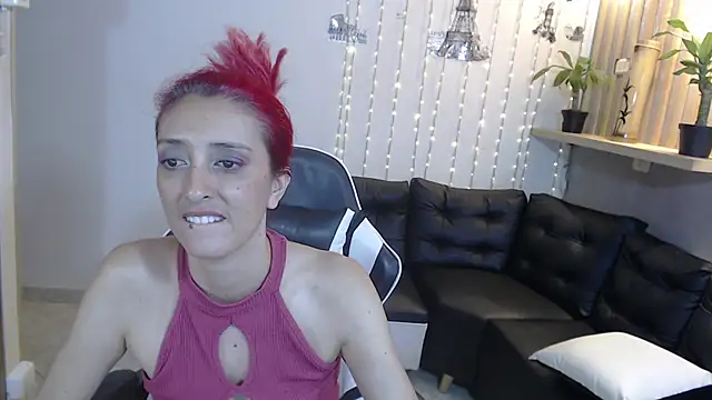 Snapshot of Ruby_Your_Milf chatting on 01.10.25 Ruby Your Milf online show from 01.10.25