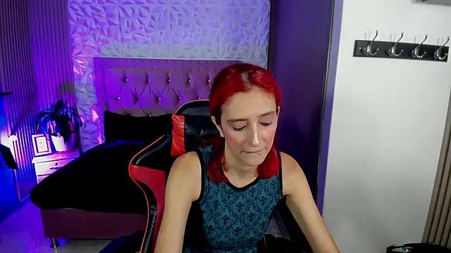 Snapshot of Ruby_Your_Milf chatting on 01.09.26 Ruby Your Milf online show from 01.09.26