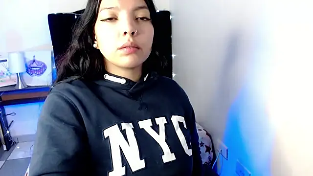 loren tits24 online show from 08.02.26