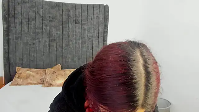 AnnyCherry  online show from 12.23.25