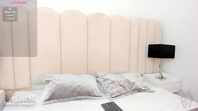 AnnyCherry  online show from 02.17.26