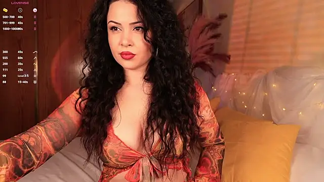 Snapshot of Golden_Rosse chatting on 01.17.26 Golden Rosse online show from 01.17.26