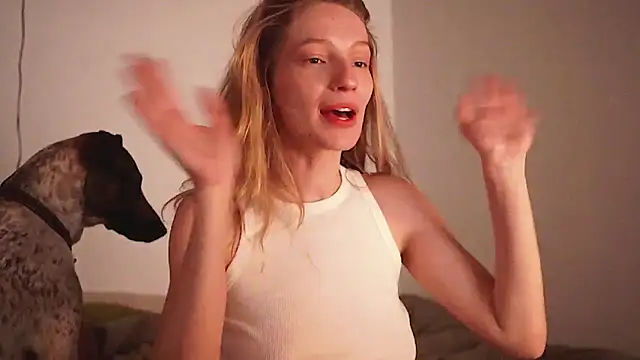 Snapshot of Stephany_talks chatting on 02.26.25 Stephany talks online show from 02.26.25