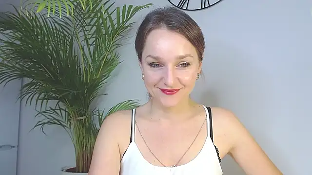 Snapshot of AliciaDesire chatting on 12.03.24 AliciaDesire online show from 12.03.24