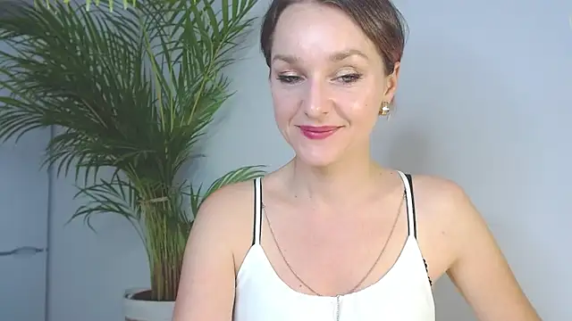 Snapshot of AliciaDesire chatting on 12.03.24 AliciaDesire online show from 12.03.24